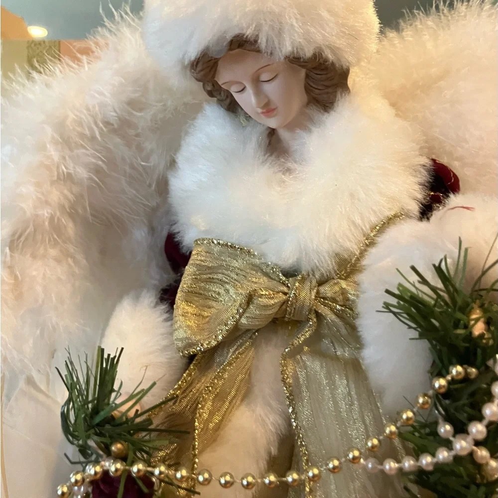 EUC Grandeur Noel Celestial Angel with box.  Used only a few times. 16”
